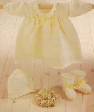 Robin 14996 - Baby's Dress, Bonnet & Bootees