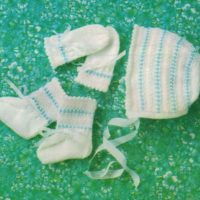 Sirdar108-24 25 Accessories - Bonnet, Mitts and Bootees image