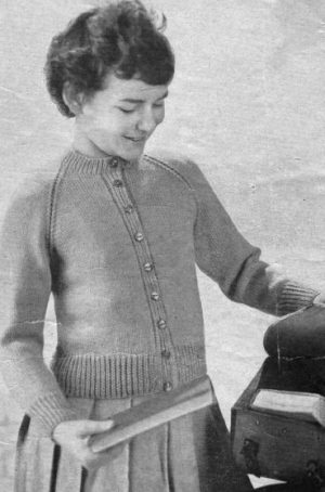P&B Wools 518 - Girls Quickerknit Raglans - Image 4