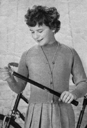P&B Wools 518 - Girls Quickerknit Raglans - Image 5