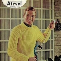 Crew neck sweater using Pennine Airvel double knitting