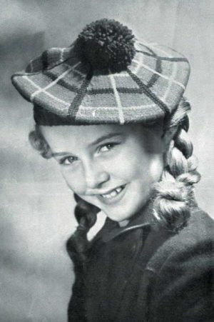 Hats and Scarves for Children - Image 2