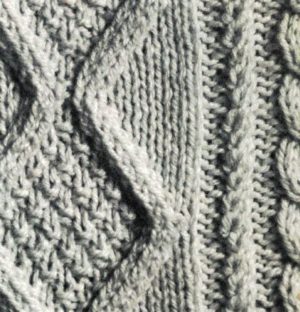 Patons Aran Book No 154 - 12 Designs for the family in Capstan - Image 20