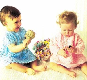 Patons 180 - Baby Scene - 15 designs of Knitting and Crochet for Tinies and Toddlers - Image 9