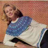 Sirdar 2136 - Lady's Double Knitting Sweater