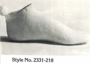 Bernat Book No 218 - On Your Toes! - Image 18