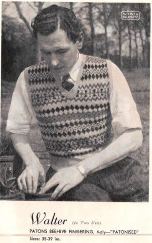 Patons Knitting Book R3 - Mens 1940s Knitting Patterns for Fair isle sweaters vests and cardigans - Image 9