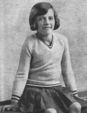 Table Talk - Children's Woollies - Homecrafts No 2 - Image 14