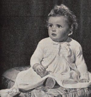Patons Knitting Book No. R.12 - Baby Cardigan, Vest, Knickers, Frock and Shawl - Image 20