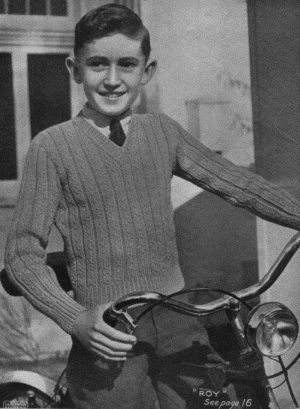 Patons Knitting Book No 200 - Boy's Pullovers - Image 5