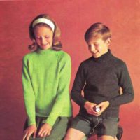 Patons 9414 - Chld's polo or Crew neck jumper