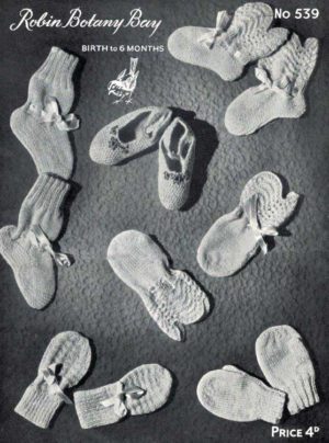 Robin 539 - Baby's bootees, shoes and mittens