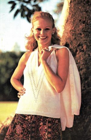 Carousel L493 - Halter Top and Cardigan - Image 2