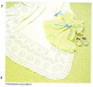 Patons 649 - Royal Babies - Image 12