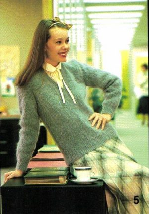 Patons 650 - Lady's handknits with Flair - Image 8