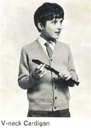Patons 7012 - Junior Classics - Image 7