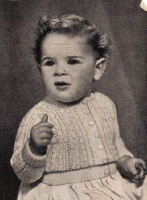 Patons R17 Knitting Book - Specially Requested Reprints - Image 5