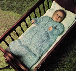WW 15031972 - knits for baby - gi - snuggly sleeping bag