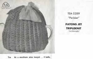 Patons C18 - Gifts to knit - tea cosy - parisian