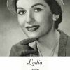 Patons 367 - hats and gloves - lydia